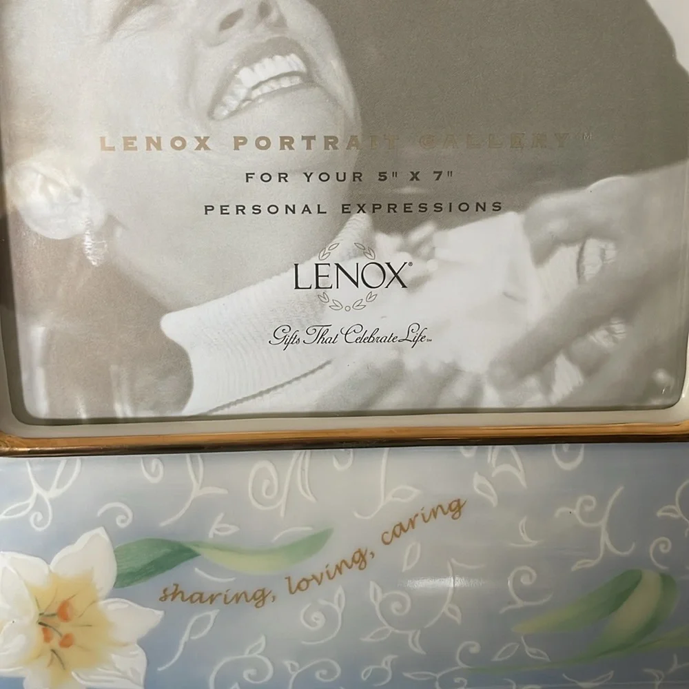 Lenox Sentiment Lily Porcelain Picture Frame 12 x 10 Holds 5 X 7 Photo - Picture 4 of 5